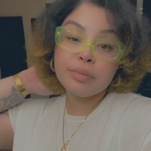 Meet your Posher, Kat